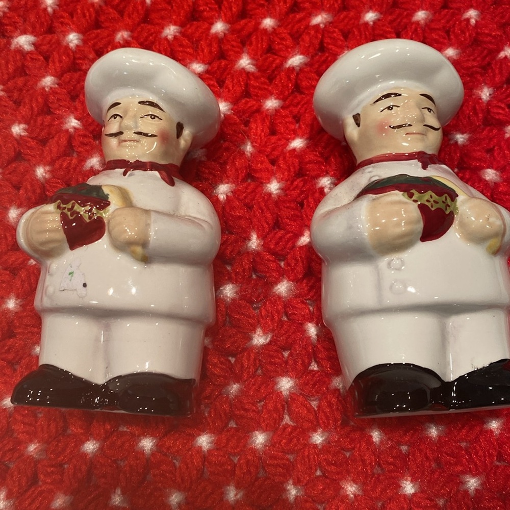Vintage CIC Jennifer Brinley Chef Salt & Pepper Shakers